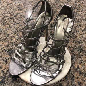 Guess Pewter Heels 9M